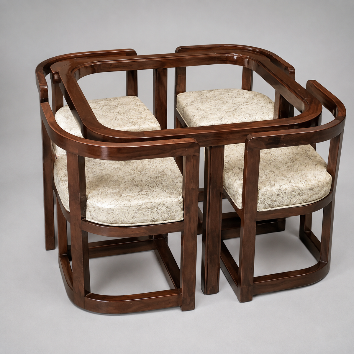 D013 Orbit Dining Set